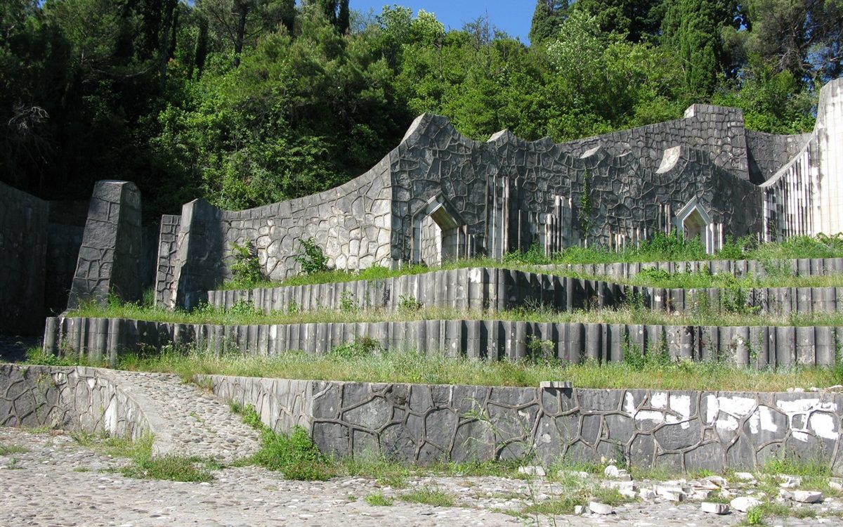 The Partisan Necropolis: Mostar’s Empty Stare