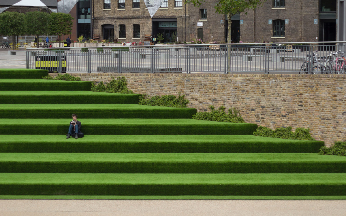 The Tyranny of the Filter Bubble and the Future of Public Space