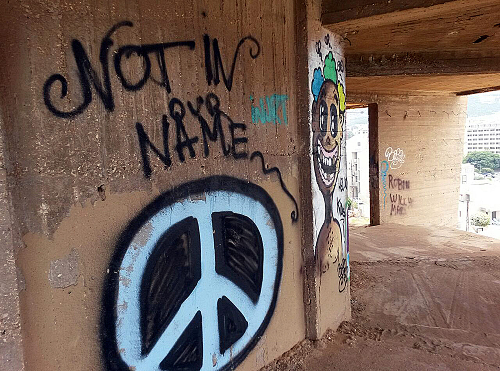 An Abandoned Aquarium in the Lebanese City of Batroun Still Shows Signs of Life