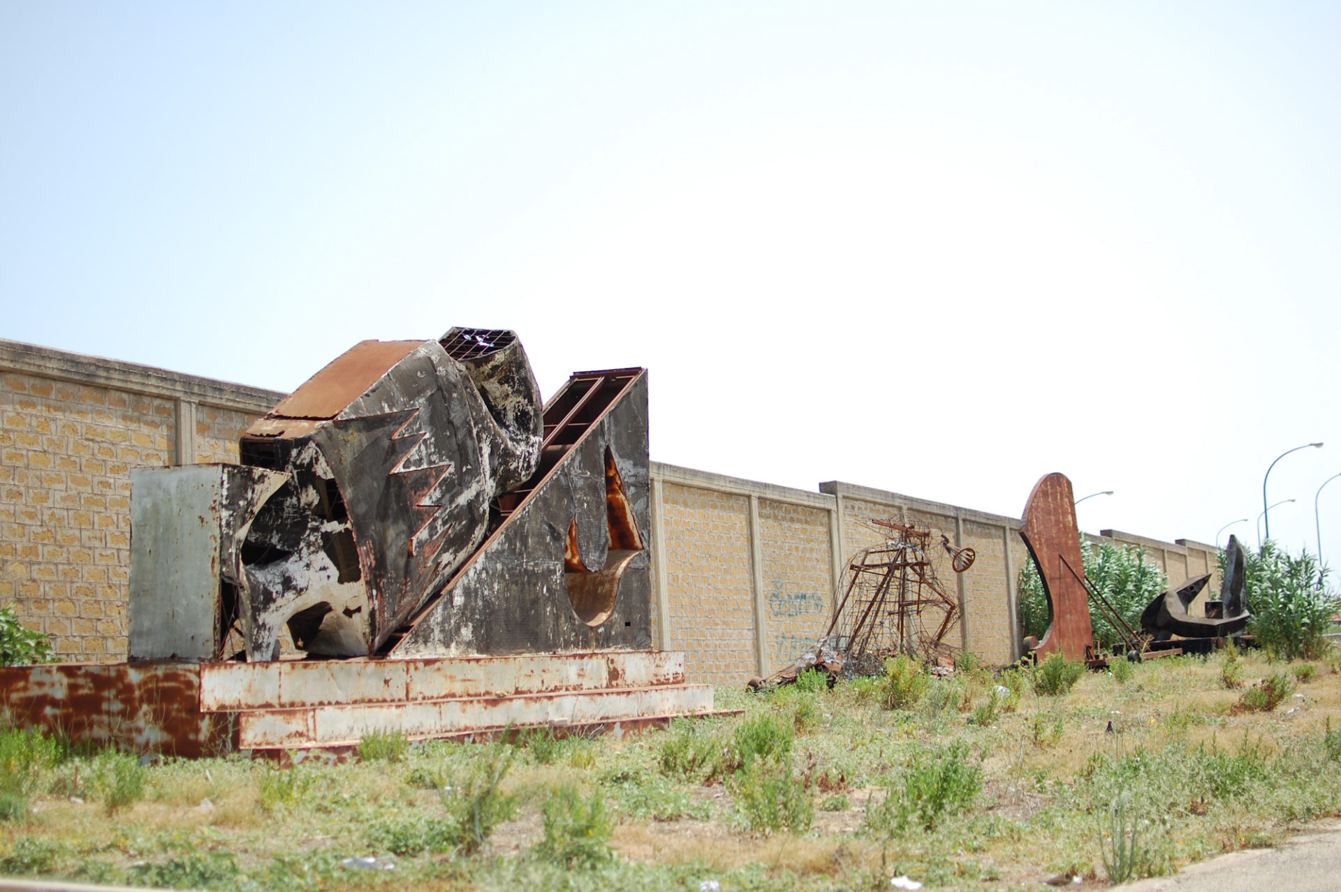 Social Life Triumphs in Sicily’s Empty Utopian Artscape