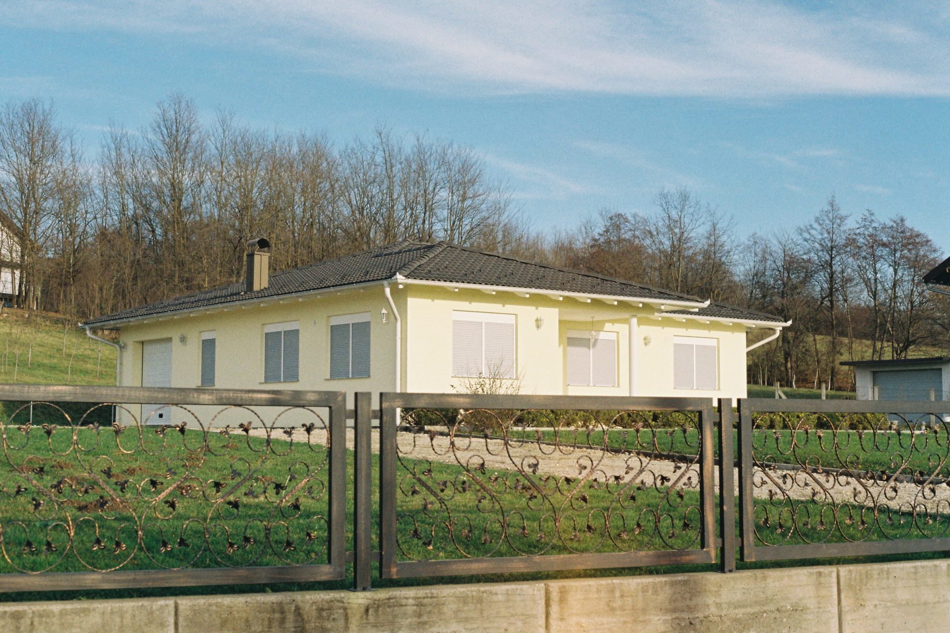 The Empty Houses Helping Kozarac’s Diaspora Hold on to Their Hometown