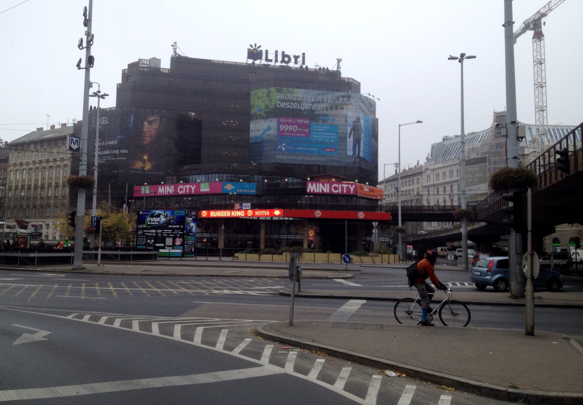 FA Workshop: Skála Metró in Budapest